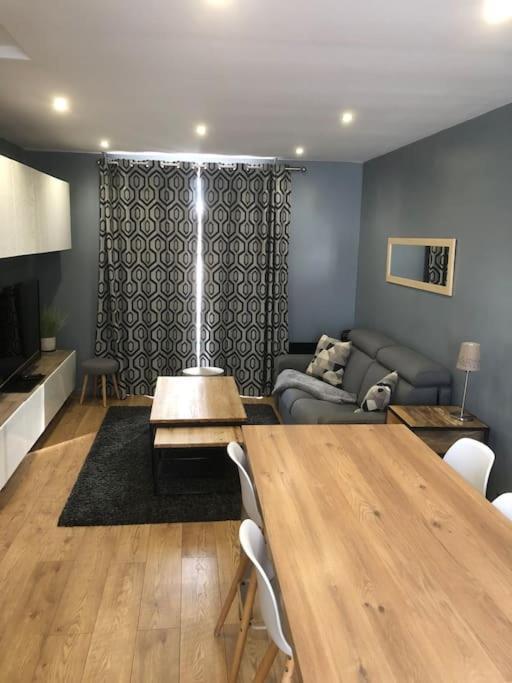 Cosy 3 Pieces En Face De La Gare Apartment Rambouillet Luaran gambar